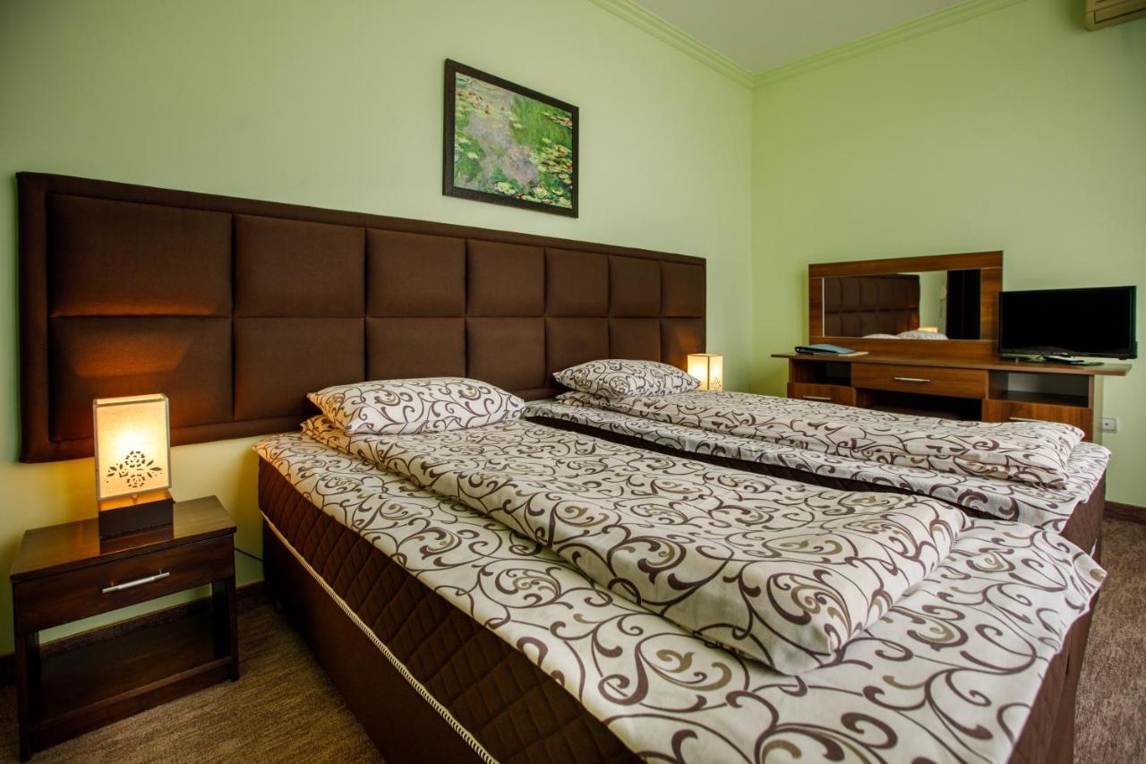 Villa Modena Subotica Bagian luar foto