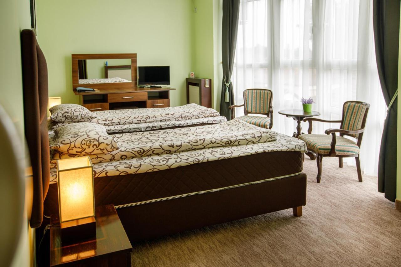 Villa Modena Subotica Bagian luar foto